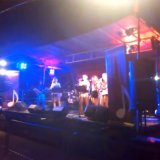 A - Con il nastro "rock"